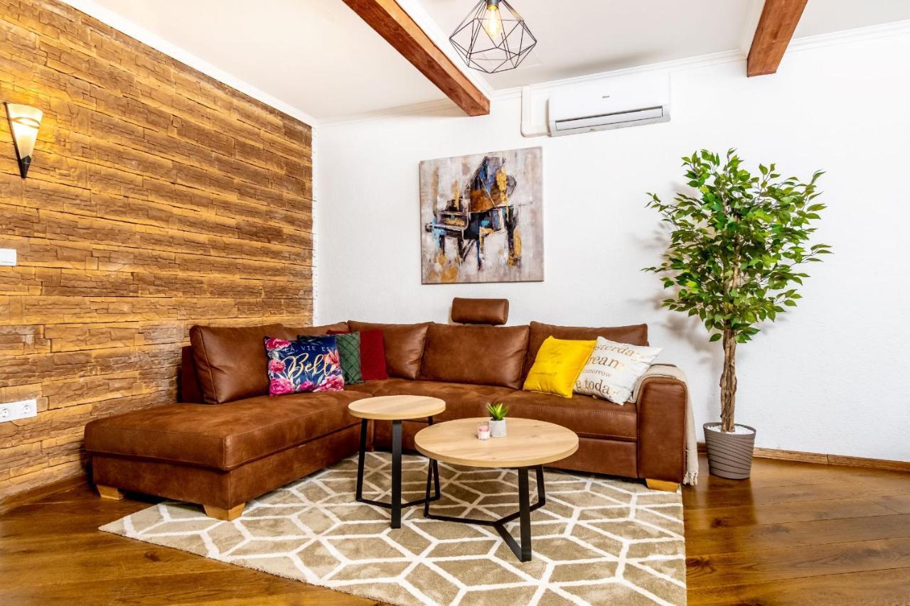 דירות אוסילק Zollus House Tvrda מראה חיצוני תמונה