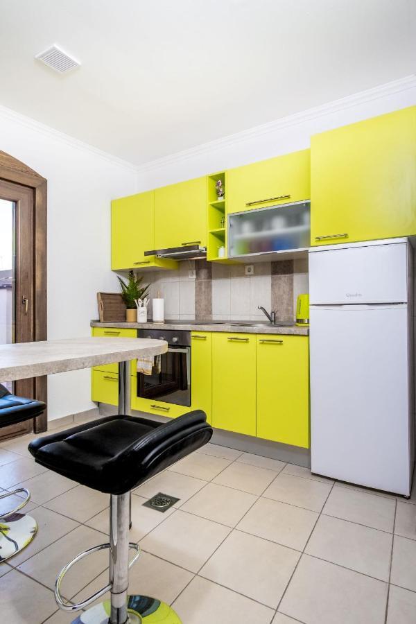 דירות אוסילק Zollus House Tvrda מראה חיצוני תמונה