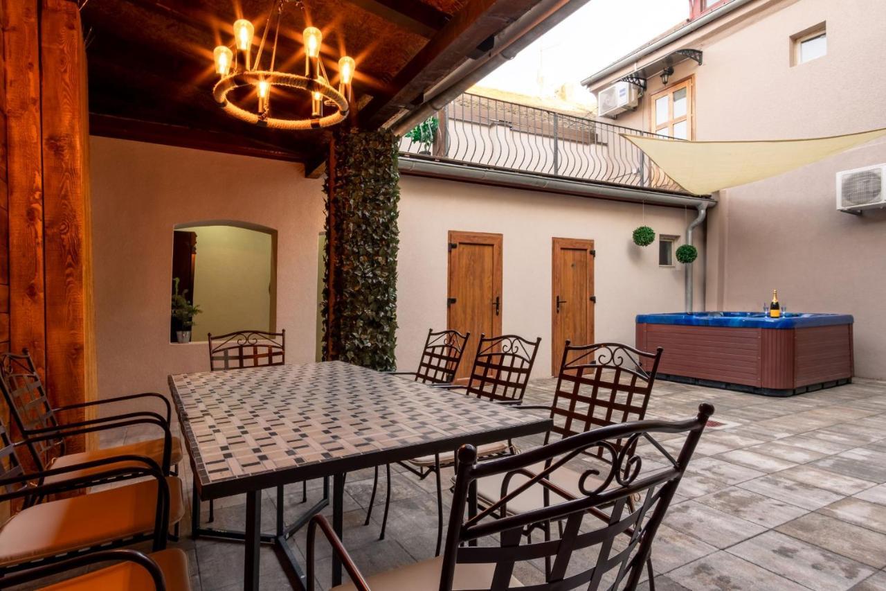 דירות אוסילק Zollus House Tvrda מראה חיצוני תמונה